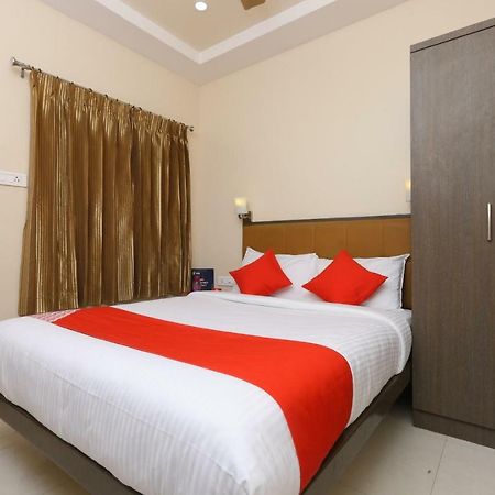 Hotel Oyo 14934 Kalyani Grand Chennai Exterior foto