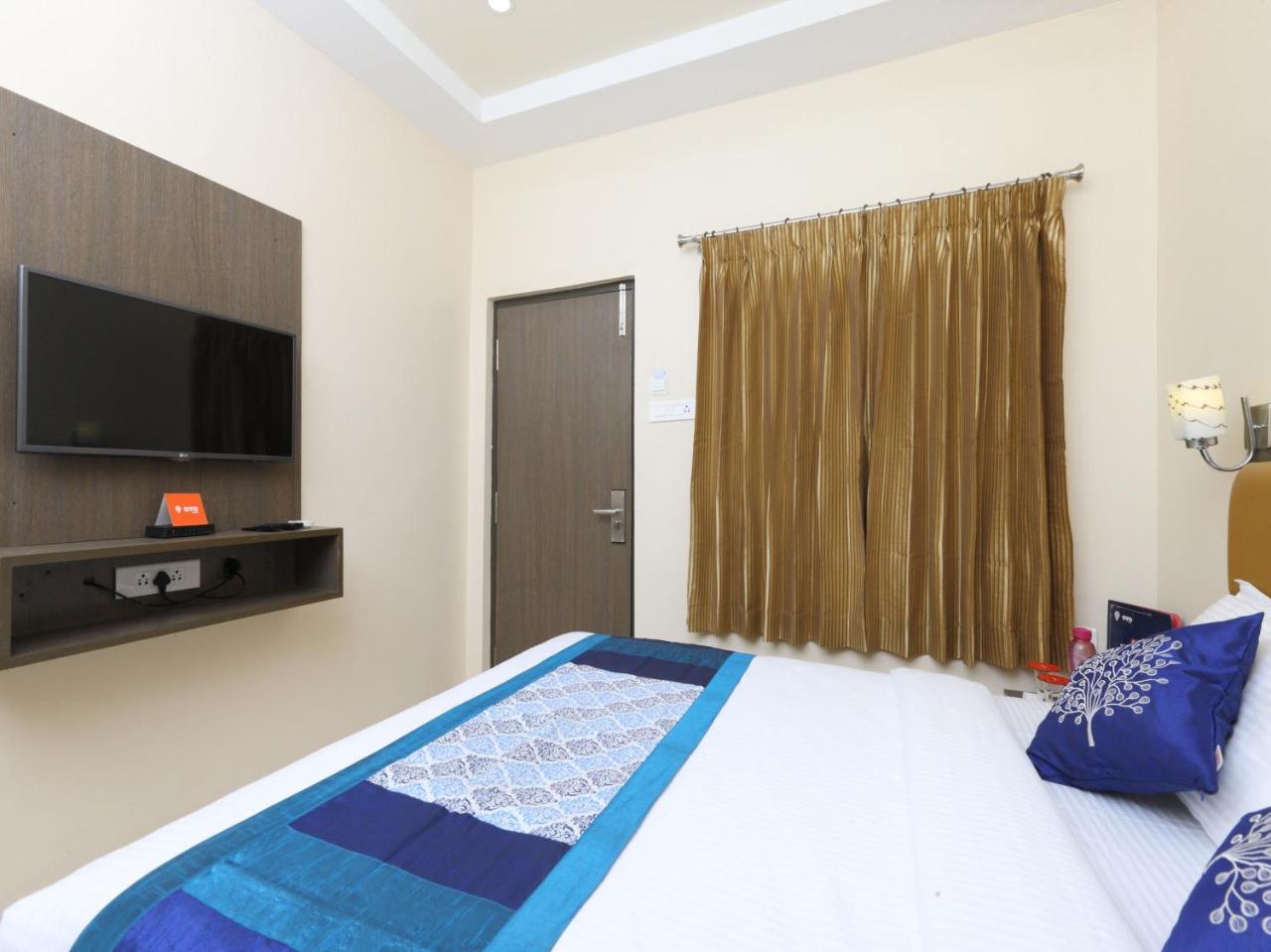 Hotel Oyo 14934 Kalyani Grand Chennai Exterior foto