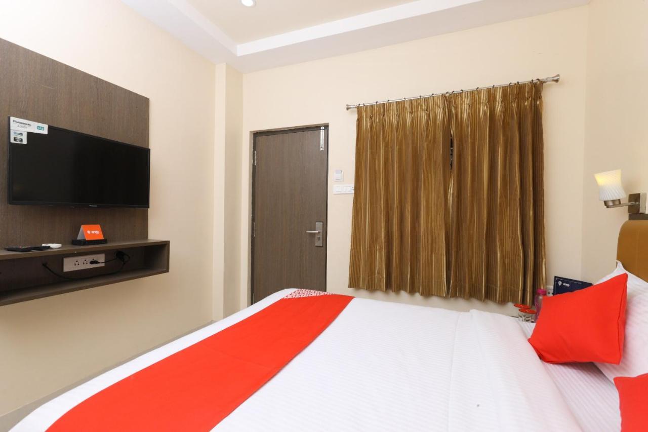 Hotel Oyo 14934 Kalyani Grand Chennai Exterior foto