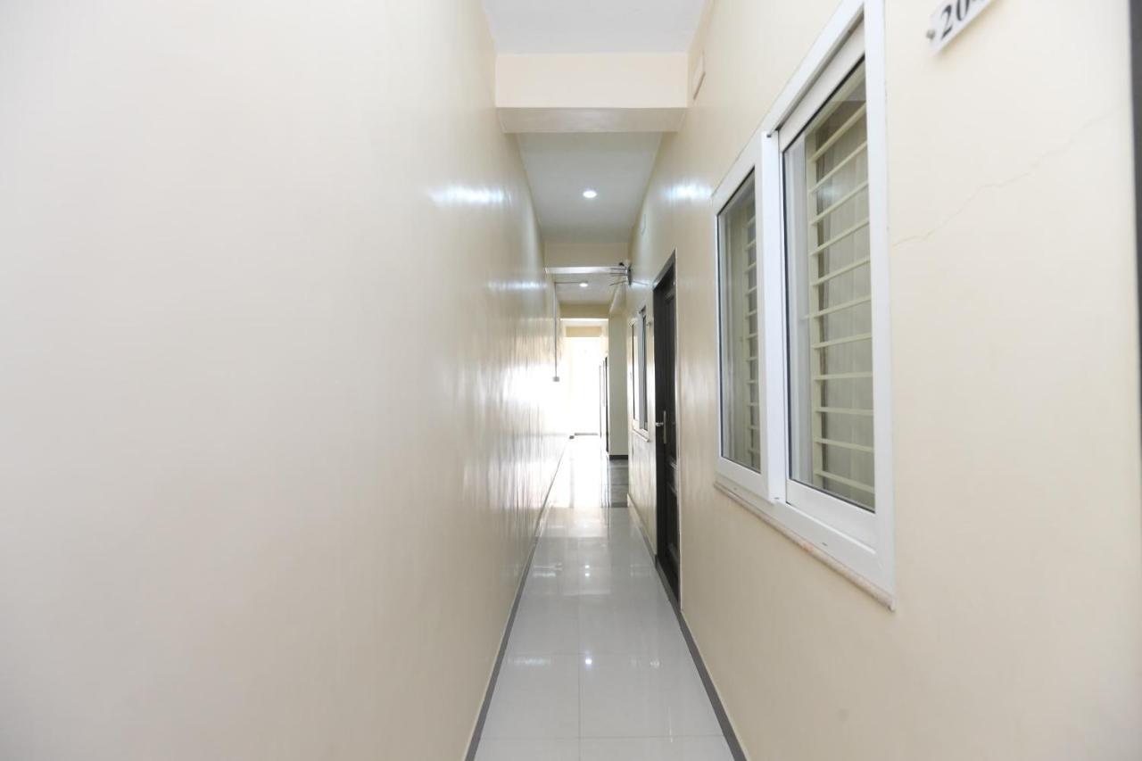 Hotel Oyo 14934 Kalyani Grand Chennai Exterior foto